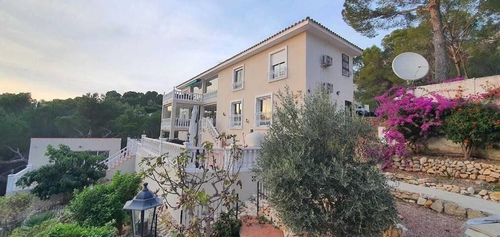 Вілла Casa Orient Алтеа Екстер'єр фото